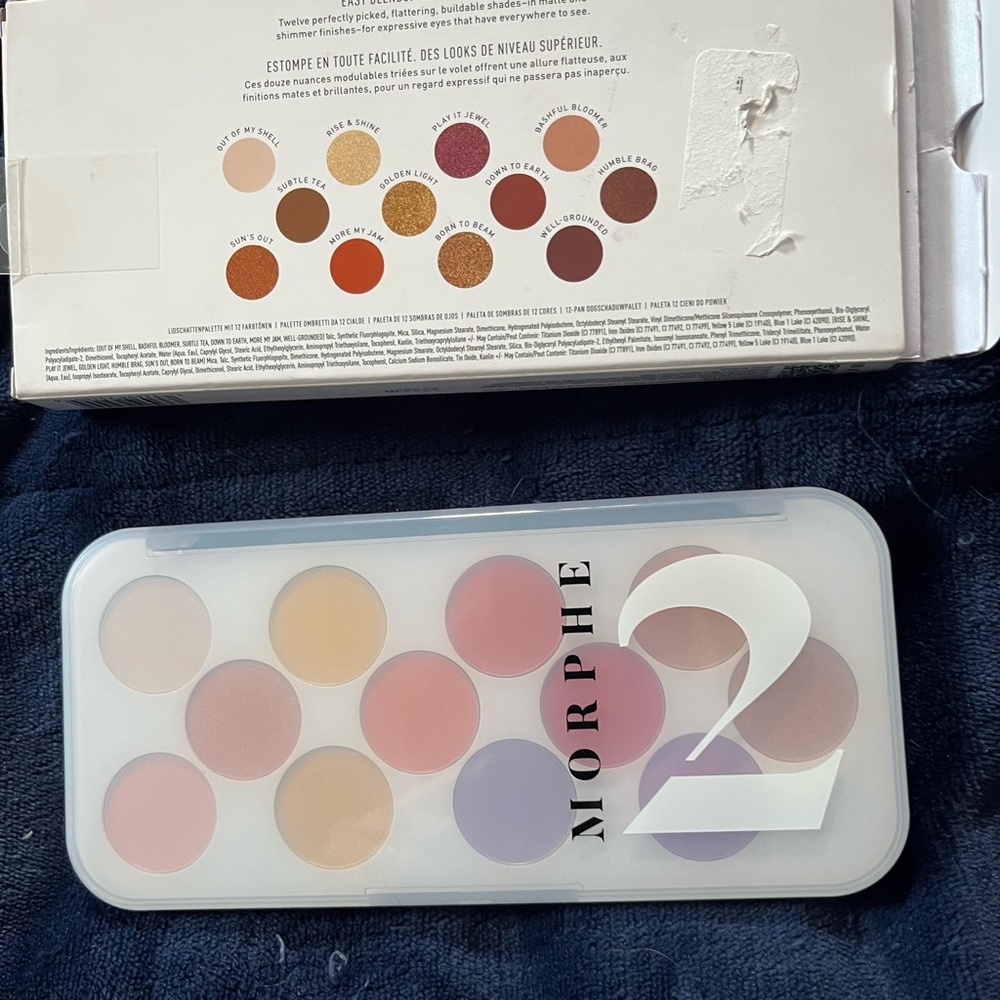 Morphe 2 eye shadow - Picture 3 of 3